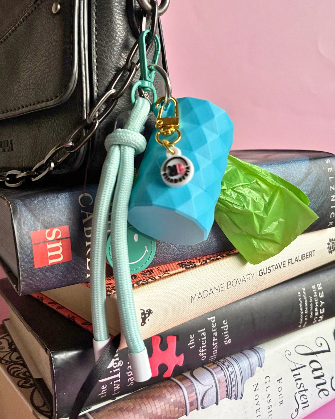 Porta Bolsas Low Poly + Clip Manos Libres