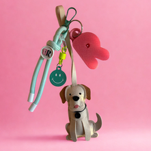 Set Charm Perrito Beige + Letra Personalizada